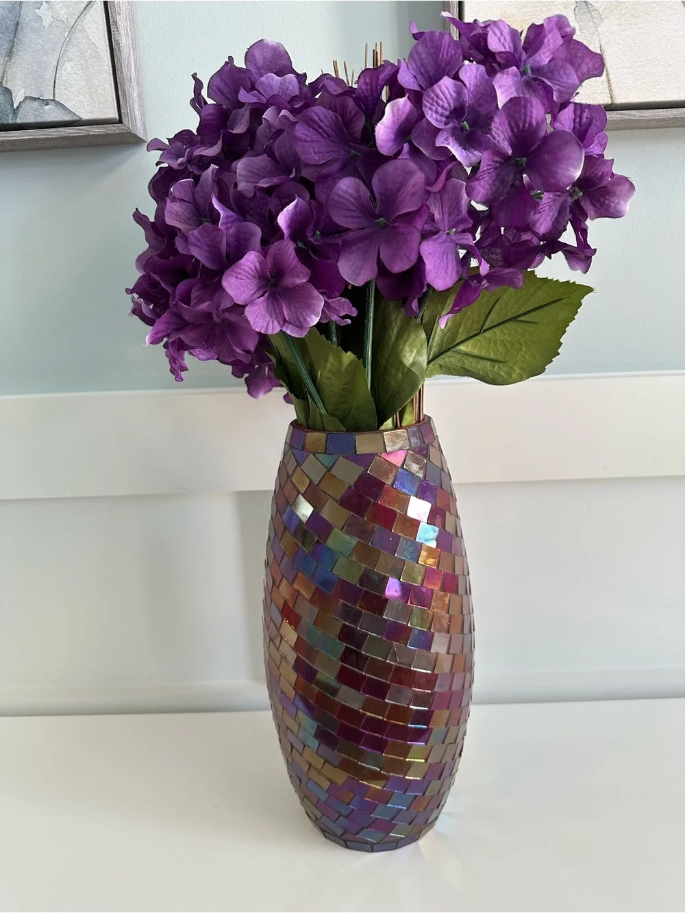 12” Iridescent Mosaic Glass Vase w/ Purple Hydrangea Flowers
